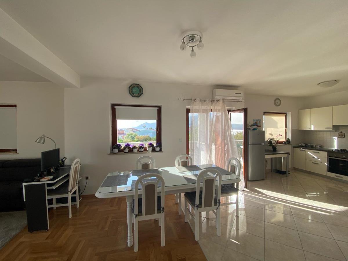 Apartments Irina Rovanjska Dış mekan fotoğraf